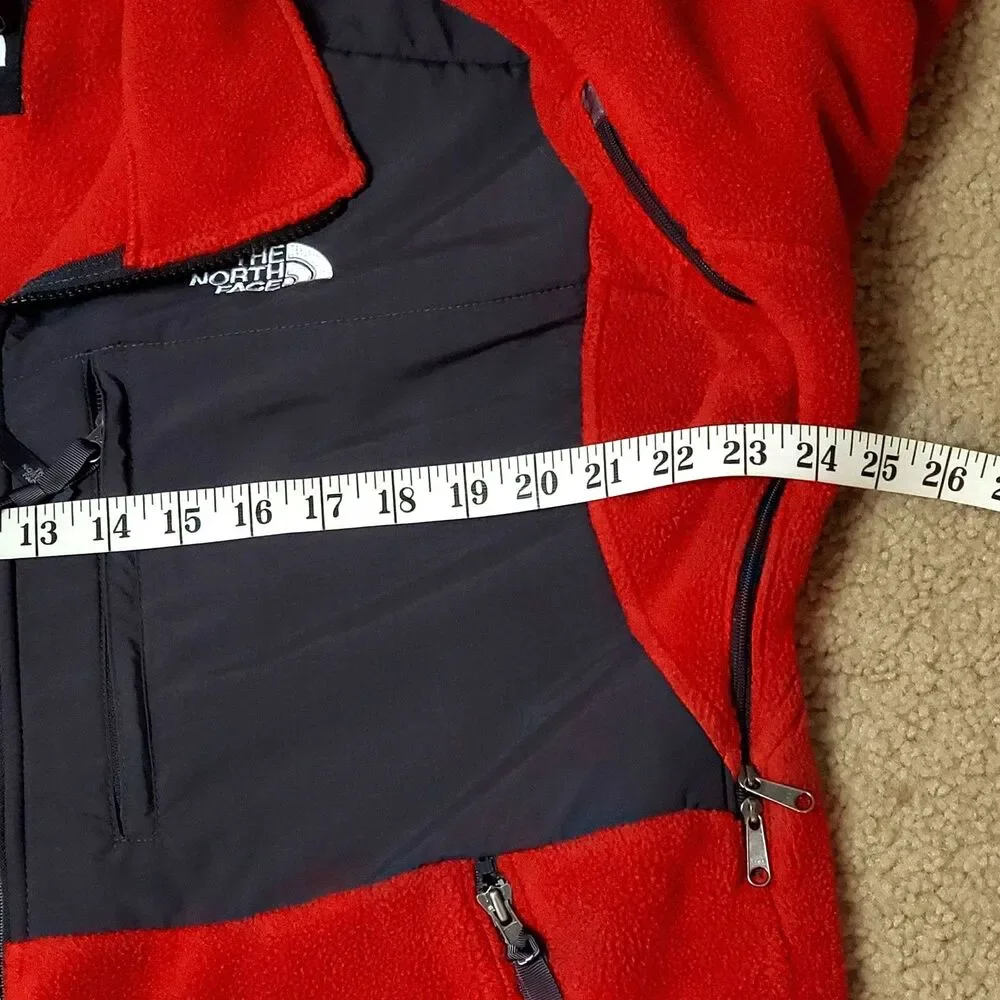 Vintage The North Face Retro Denali Jacket Mens Medium Red & Gray